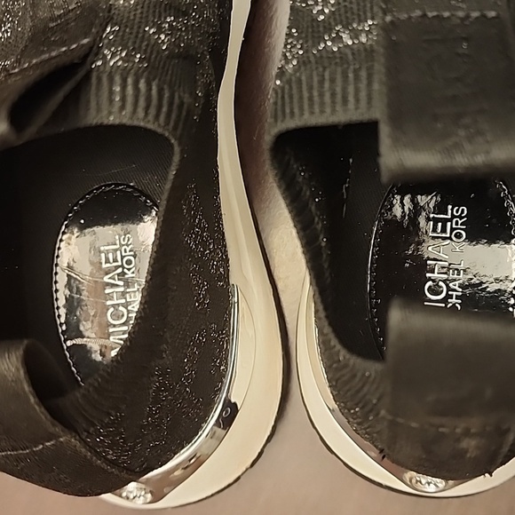 Michael Kors Bodie Metallic Logo Knit Slip-On Trainer sz 6m - Picture 5 of 8